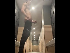 Sexy hung guy whips his cock out in front of you at the gym🍆😩