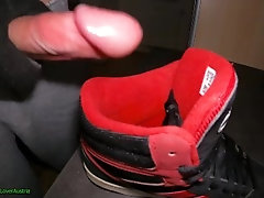 Gloves wank in Adidas Neo